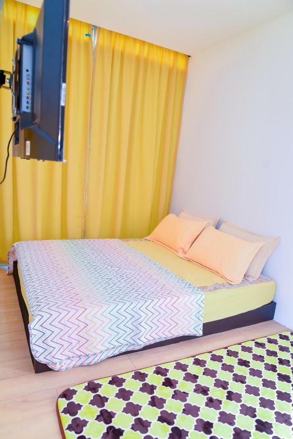 Purple Cube At Lumut Cube Homestay Kontena מראה חיצוני תמונה
